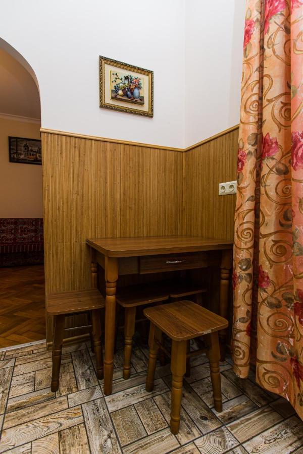 Квартира В Центрі Вулиця Балабана 29 Біля Краківського Ринку Leopoli Esterno foto